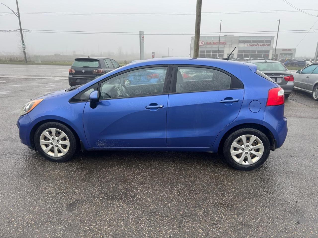 2015 Kia Rio HATCH, AUTO, 4 CYL, GREAT ON FUEL, AS IS SPECIAL - Photo #2