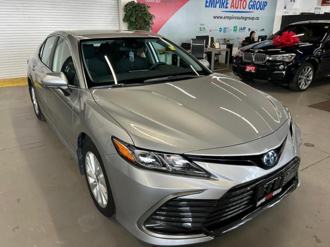 Used 2024 Toyota Camry HYBRID LE  HYBRID WITH BLACK CLOTH INTERIOR TECH PACKAGE APPLE CAR PLAY for sale in London, ON
