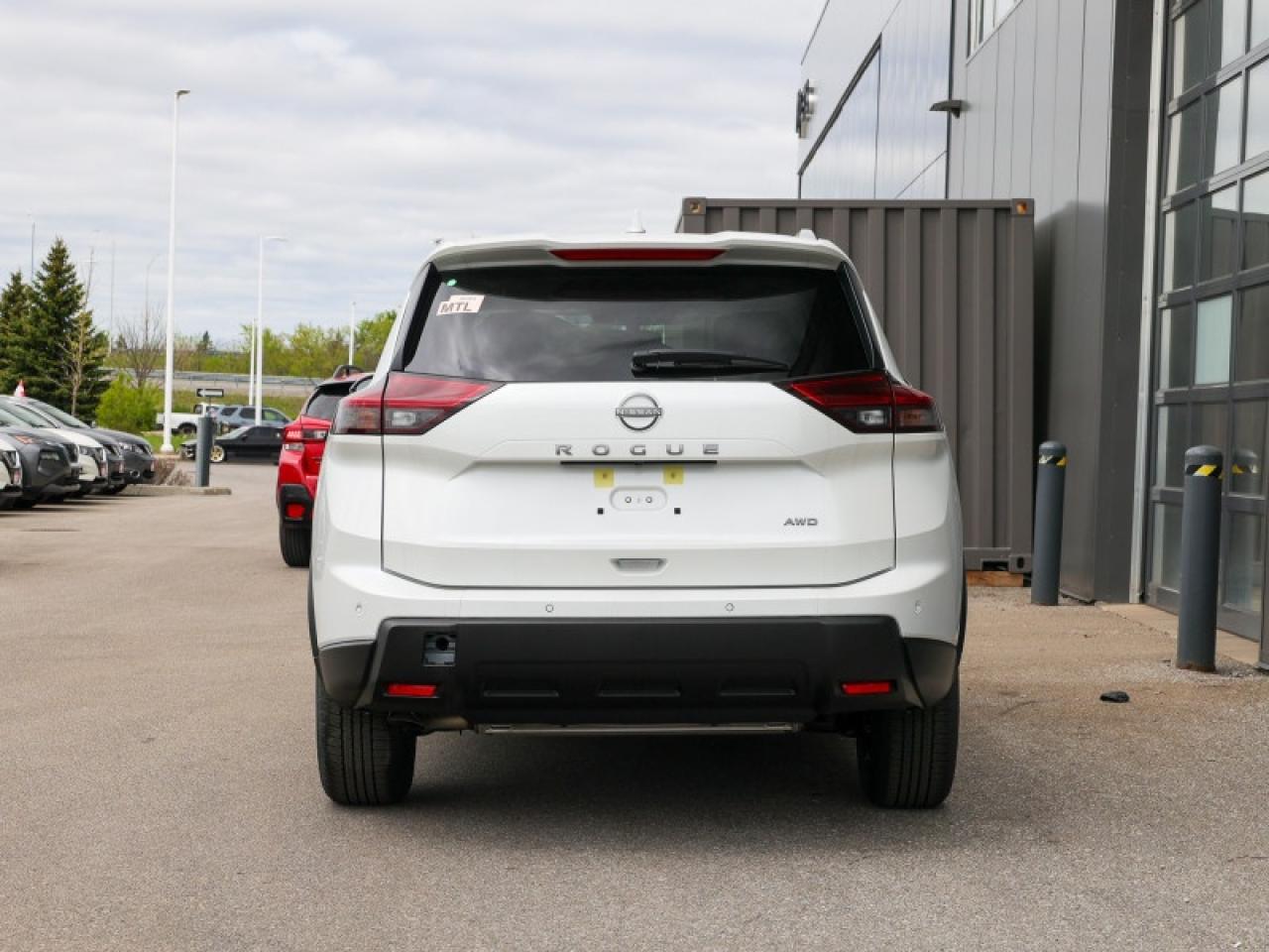 2025 Nissan Rogue SV Moonroof  - Moonroof -  Power Liftgate Photo