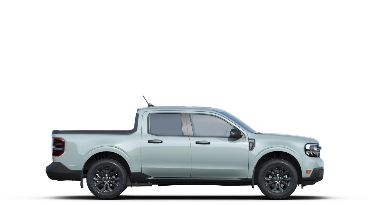 2024 Ford Maverick XLT AWD SuperCrew 300A Photo5