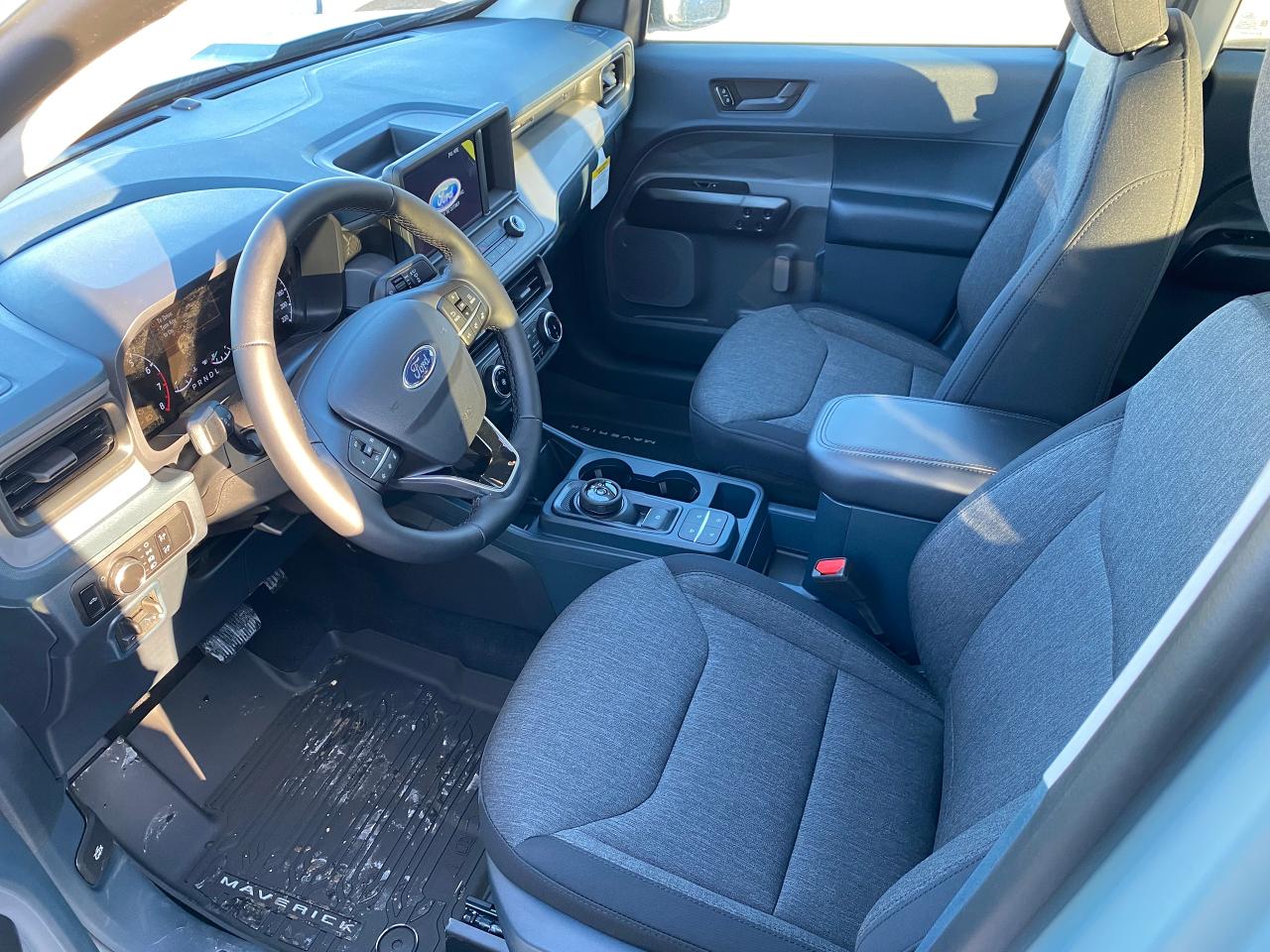 2024 Ford Maverick XLT AWD SuperCrew 300A Photo5