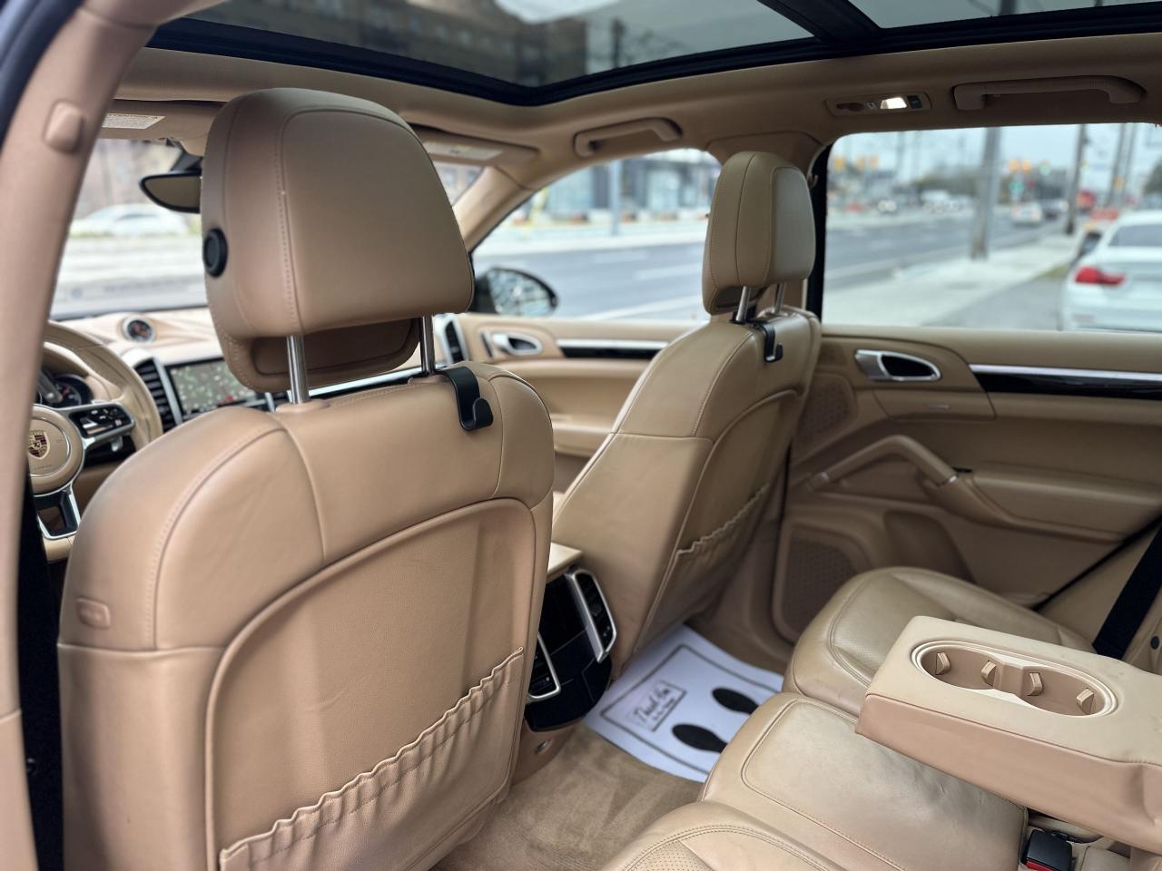 2016 Porsche Cayenne | PREMIUM | NAVI | PANO | - Photo #24