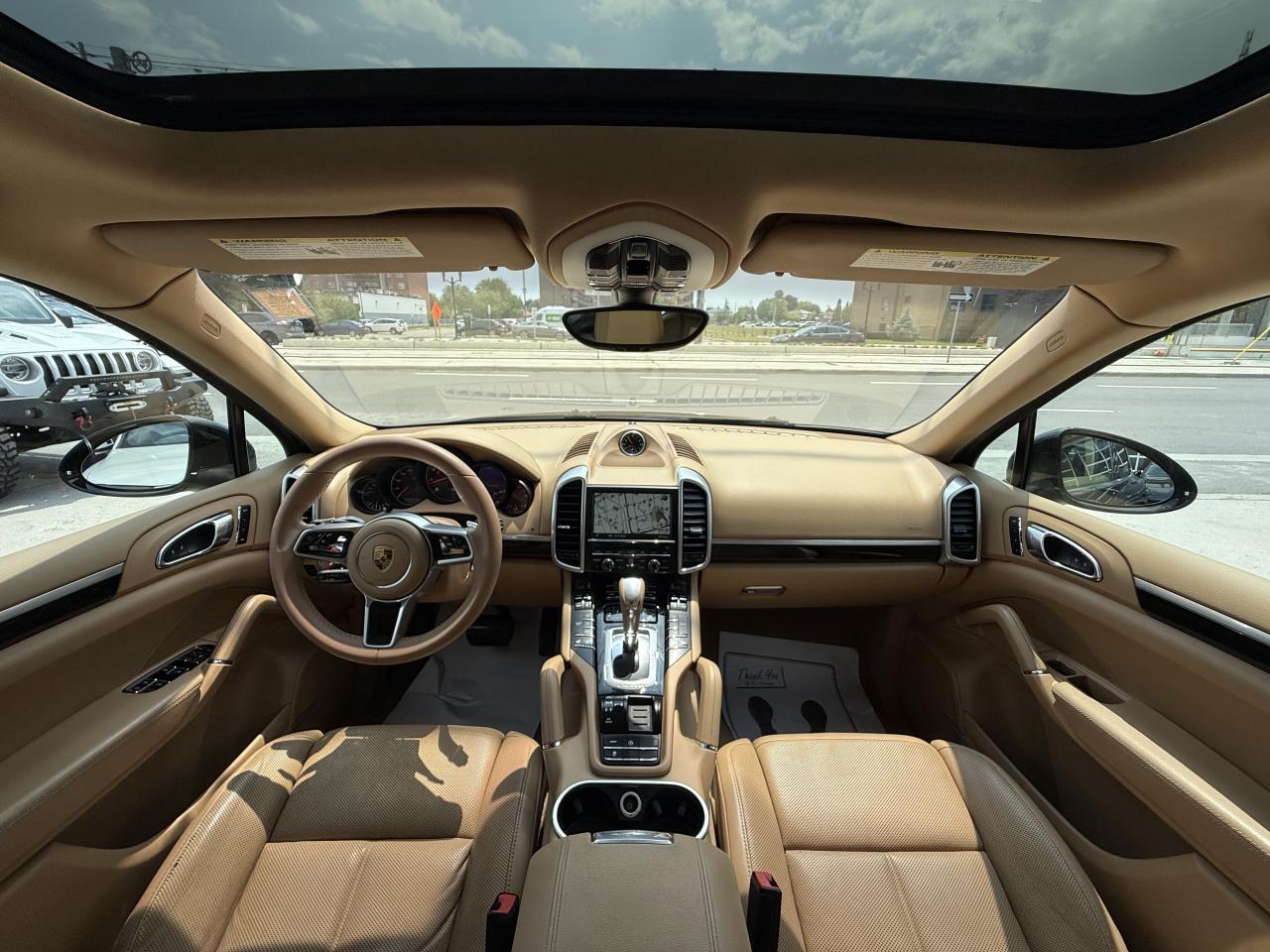 2016 Porsche Cayenne PREMIUM | PANO | NAVI | BACK UP CAMERA - Photo #3