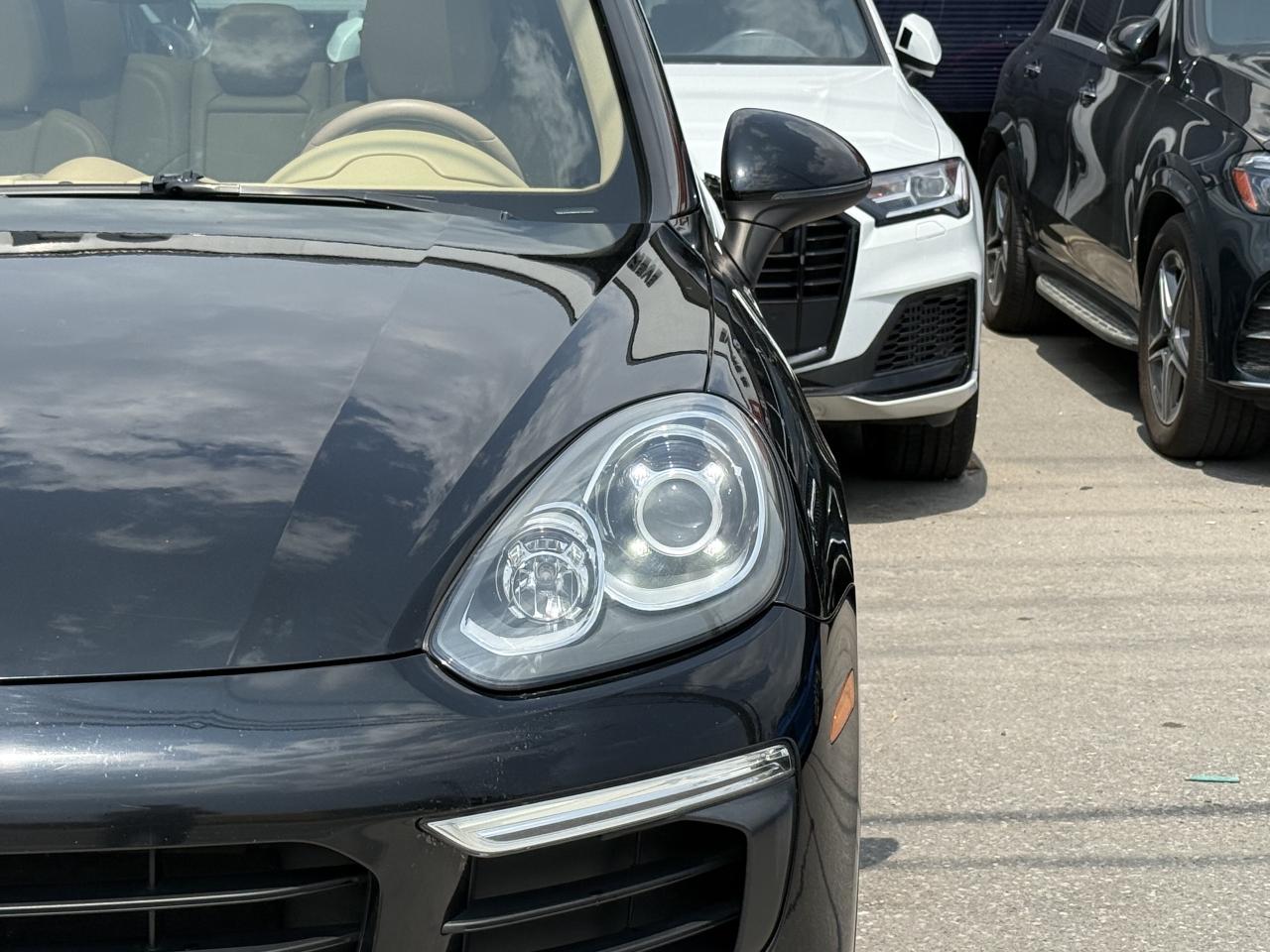 2016 Porsche Cayenne PREMIUM | PANO | NAVI | BACK UP CAMERA - Photo #8