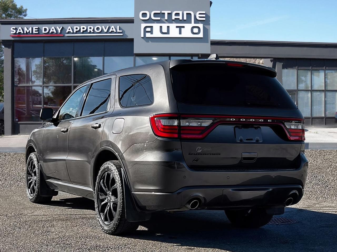 2020 Dodge Durango SXT AWD - Photo #4