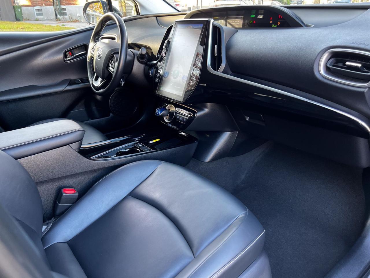 2021 Toyota Prius Prime Upgrade Auto - Photo #27