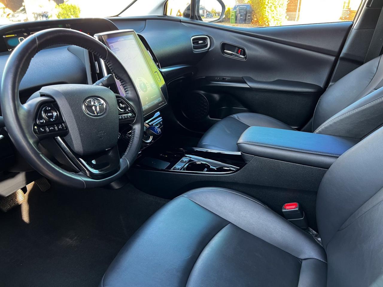 2021 Toyota Prius Prime Upgrade Auto - Photo #21