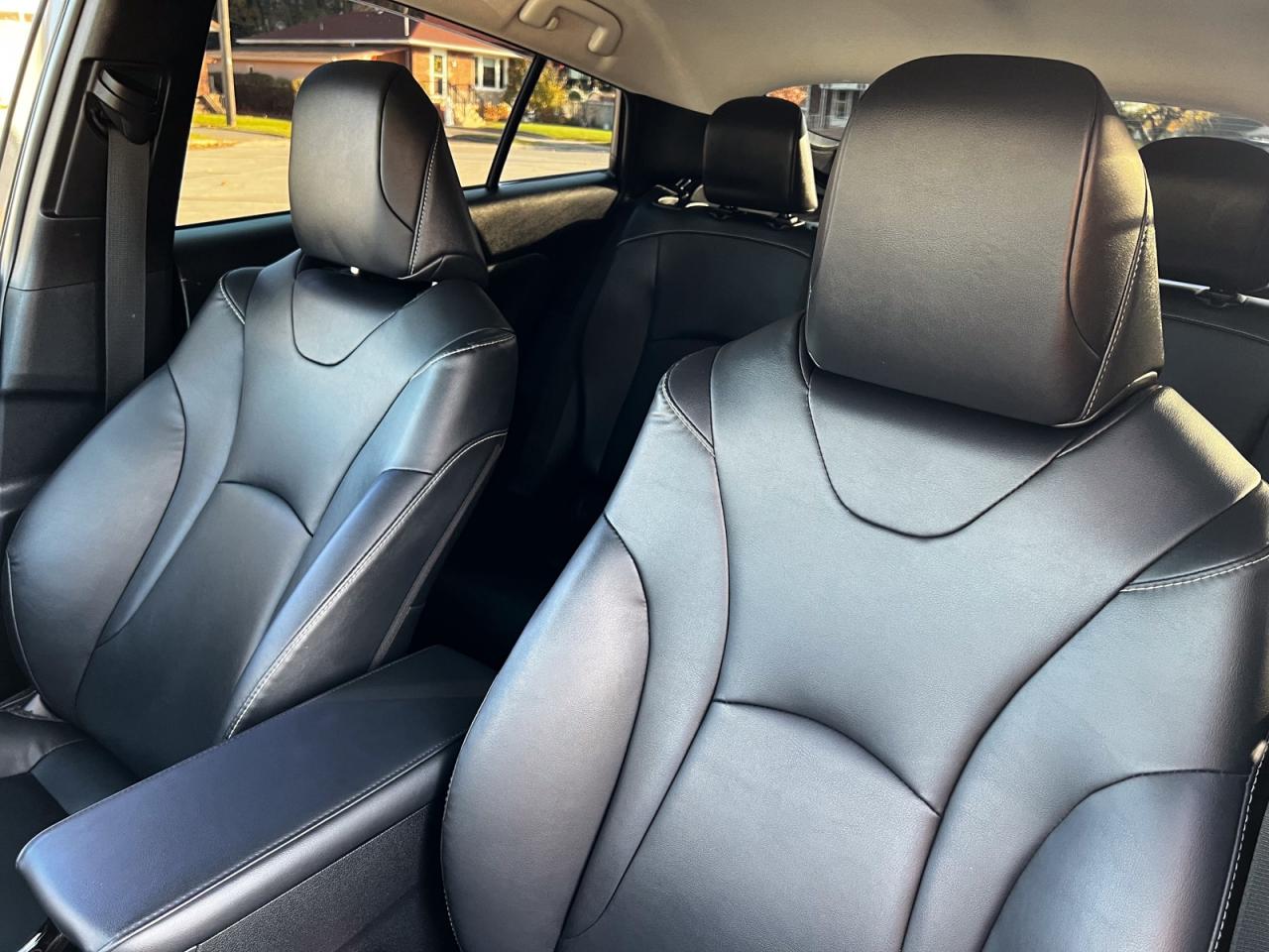 2021 Toyota Prius Prime Upgrade Auto Photo