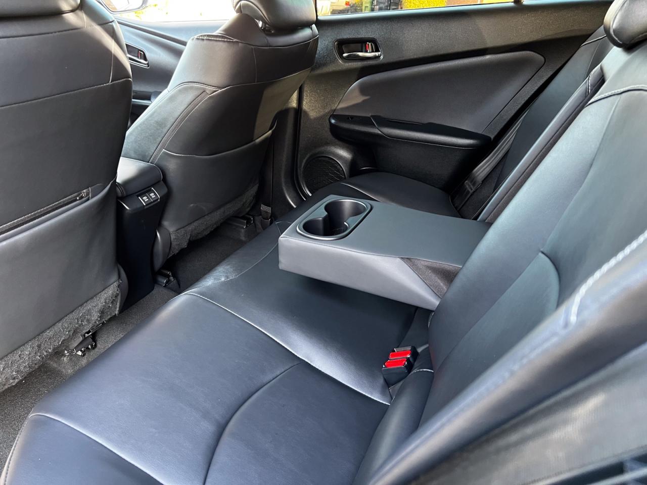 2021 Toyota Prius Prime Upgrade Auto Photo