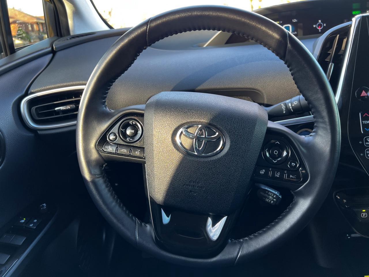 2021 Toyota Prius Prime Upgrade Auto Photo