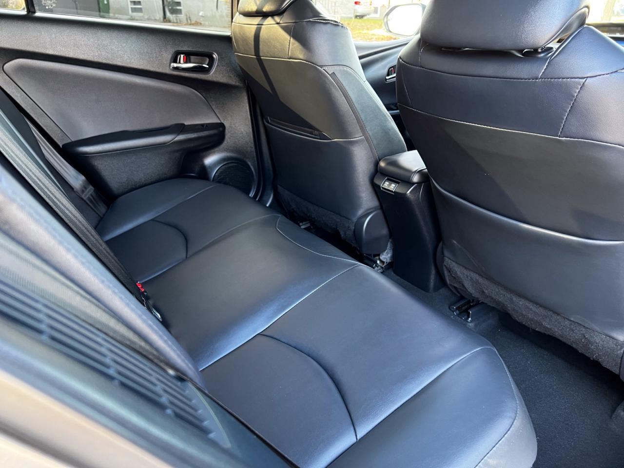 2021 Toyota Prius Prime Upgrade Auto Photo