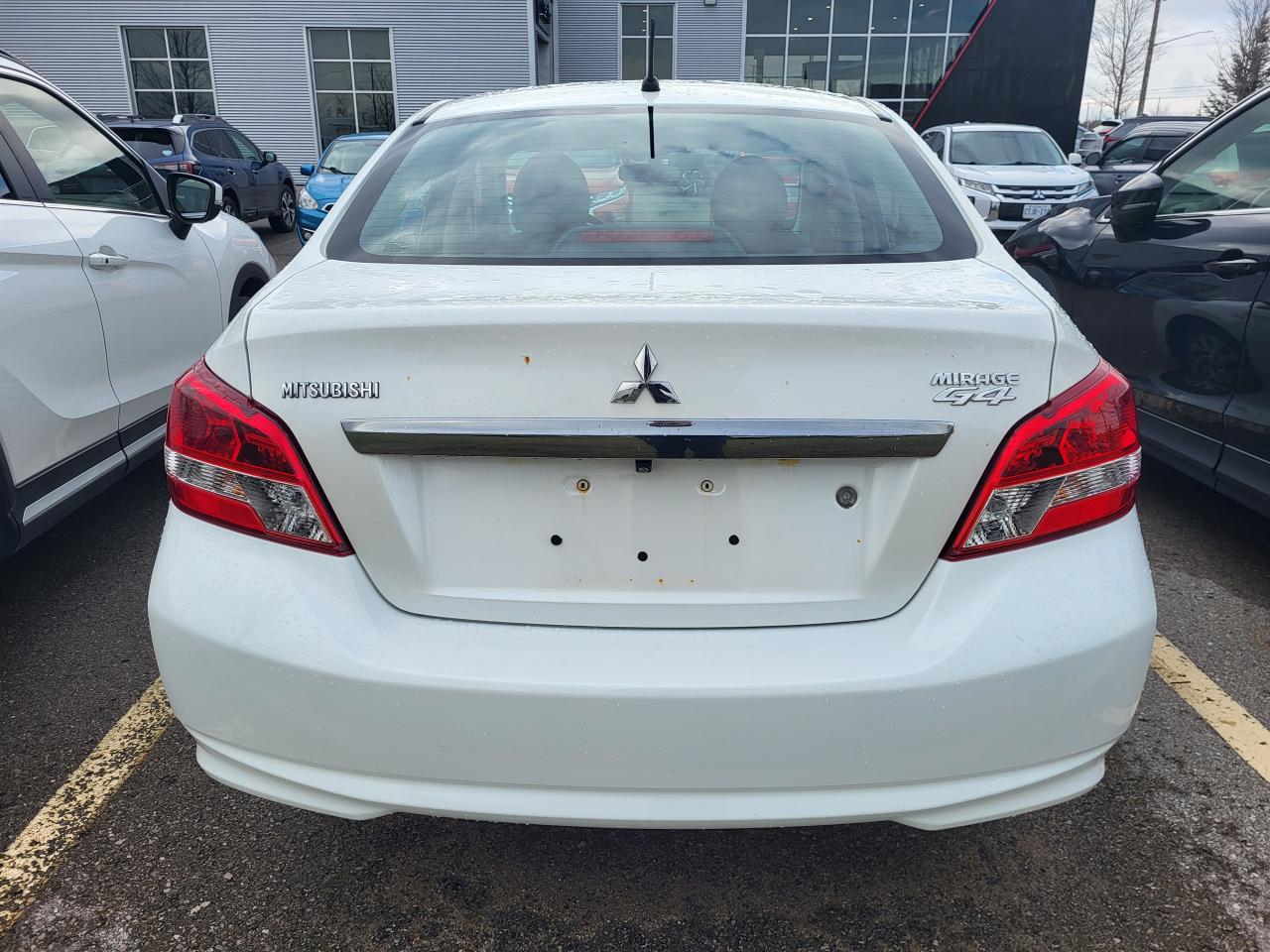 2018 Mitsubishi Mirage ES CVT Photo3