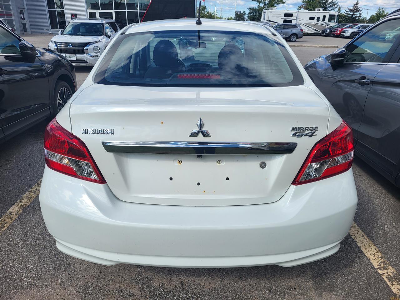 2018 Mitsubishi Mirage ES CVT Photo