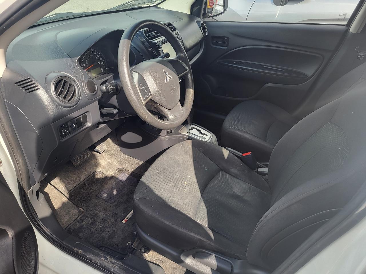 2018 Mitsubishi Mirage ES CVT Photo