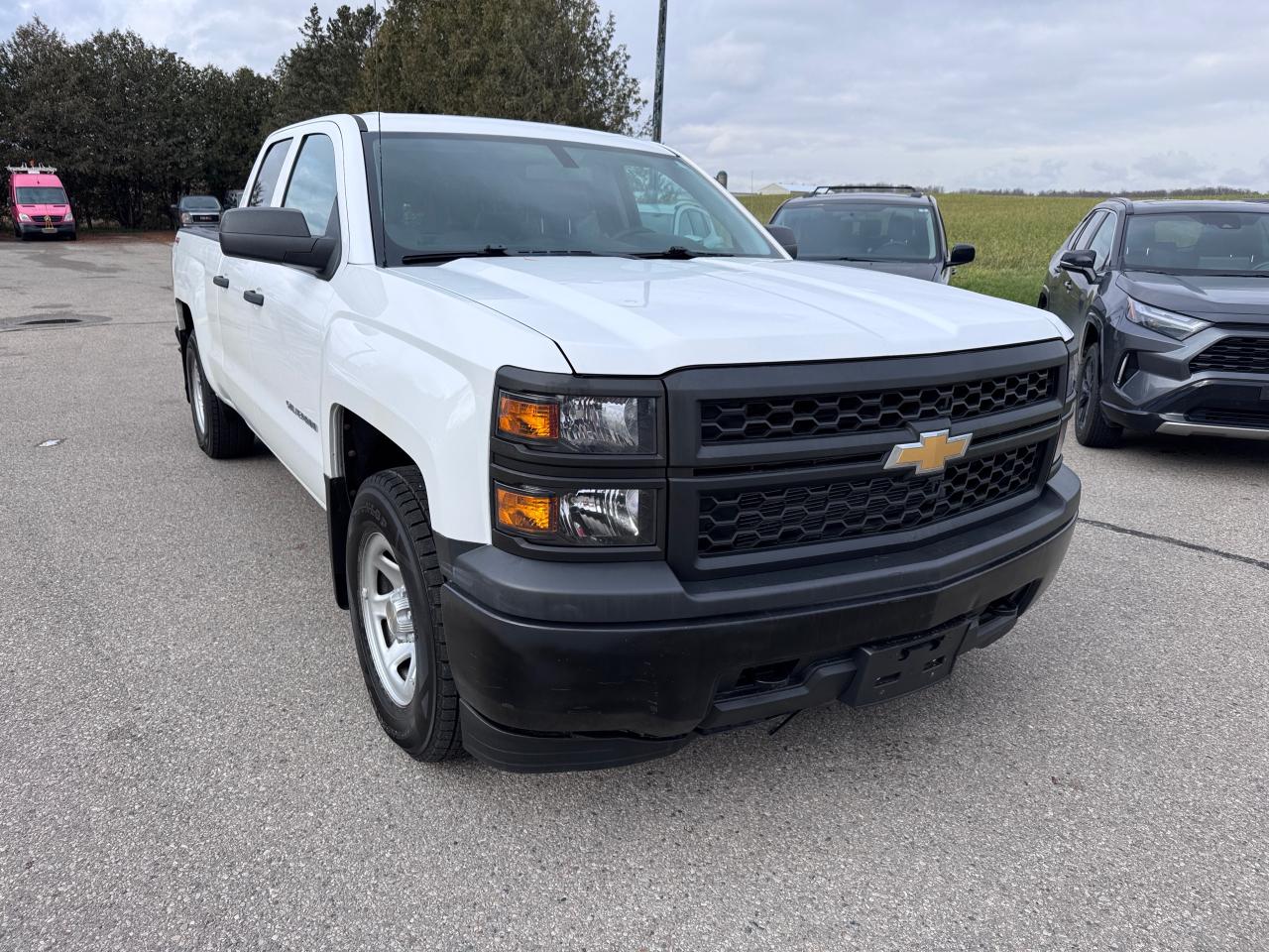 Used 2015 Chevrolet Silverado 1500 4x4 5.3l quad cab 6.5”box for sale in Waterloo, ON