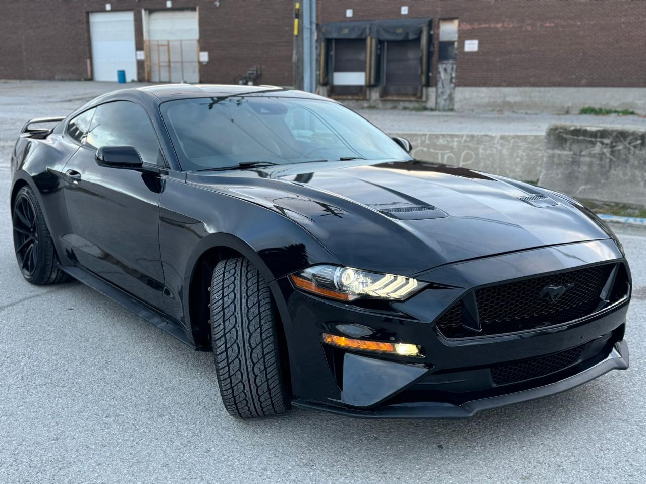 2021 Ford Mustang GT Premium Photo2