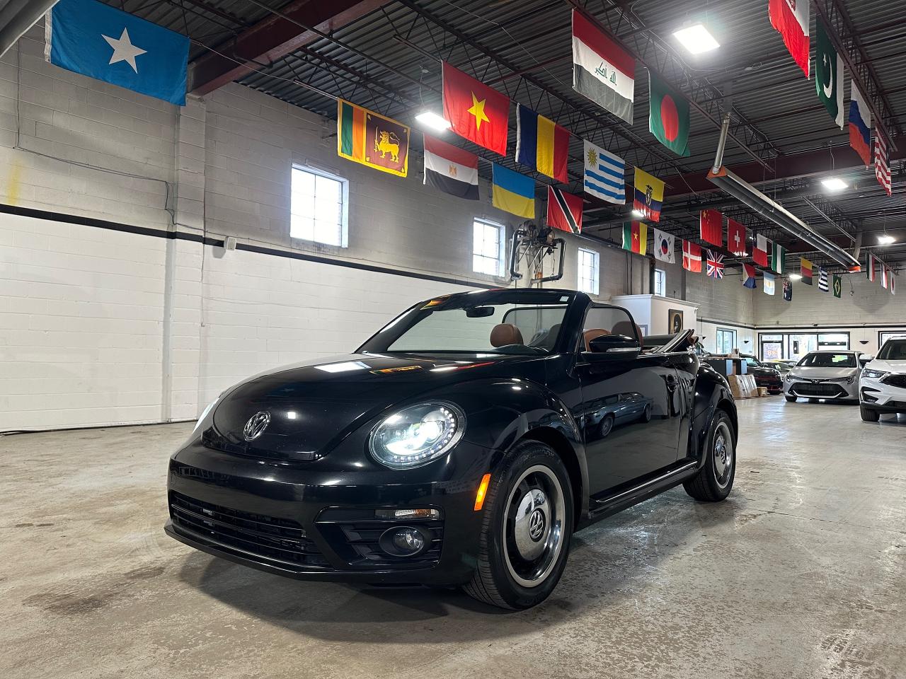 Used 2017 Volkswagen Beetle CONVERTABLE | FENDER SOUND SYSTEM | BACK UP CAM for sale in North York, ON