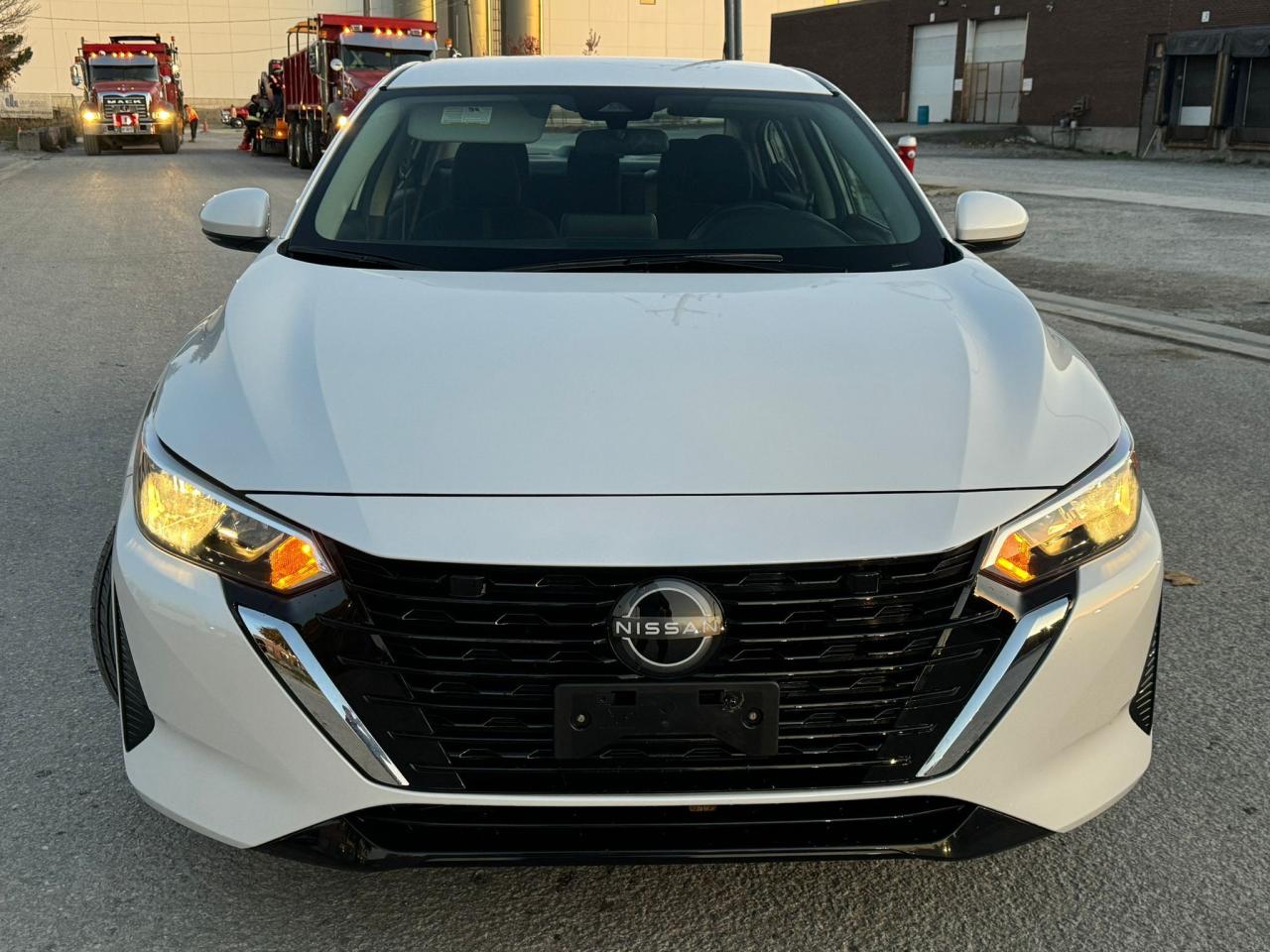 2024 Nissan Sentra SV Photo2