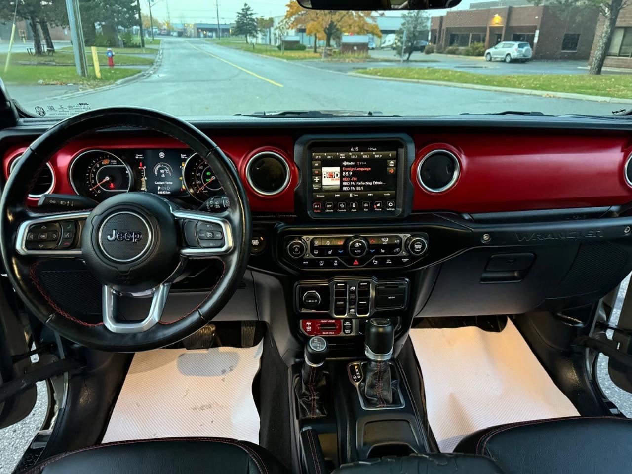 2023 Jeep Wrangler RUBICON - Photo #19