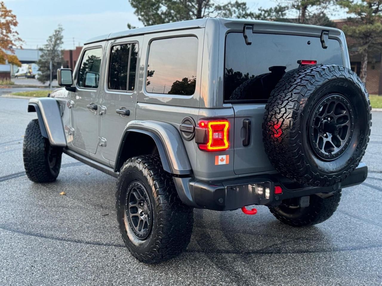 2023 Jeep Wrangler RUBICON - Photo #12