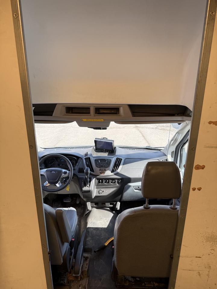 2019 Ford Transit XLT Photo