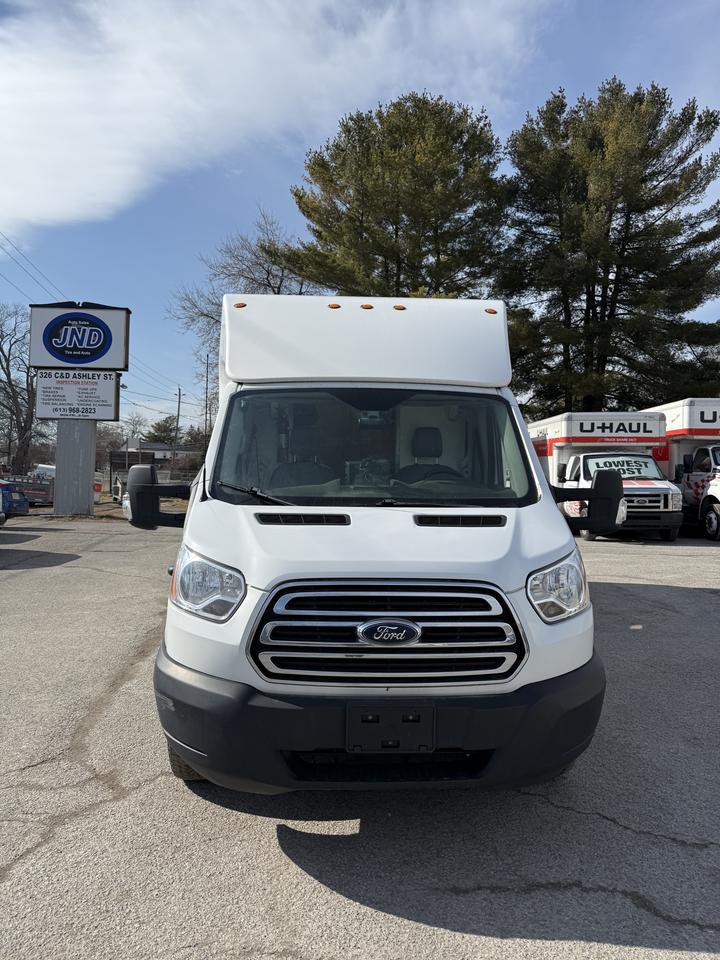 2019 Ford Transit XLT Photo
