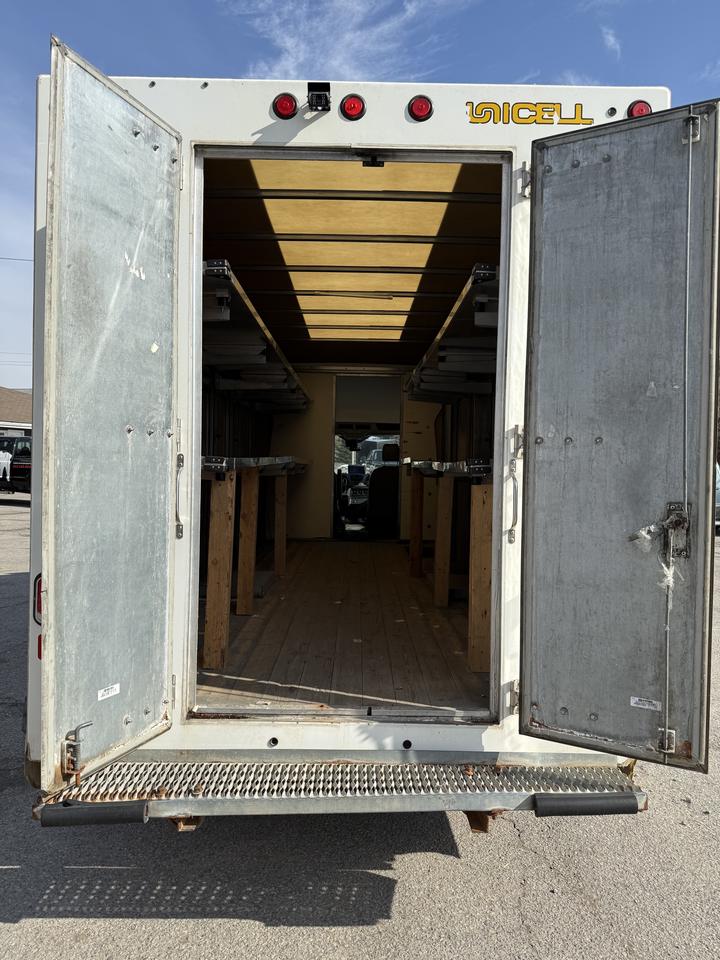 2019 Ford Transit XLT Photo