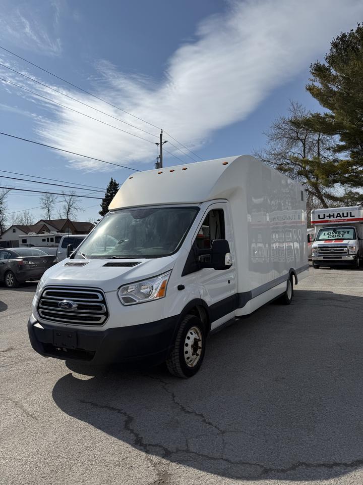 2019 Ford Transit XLT Photo0