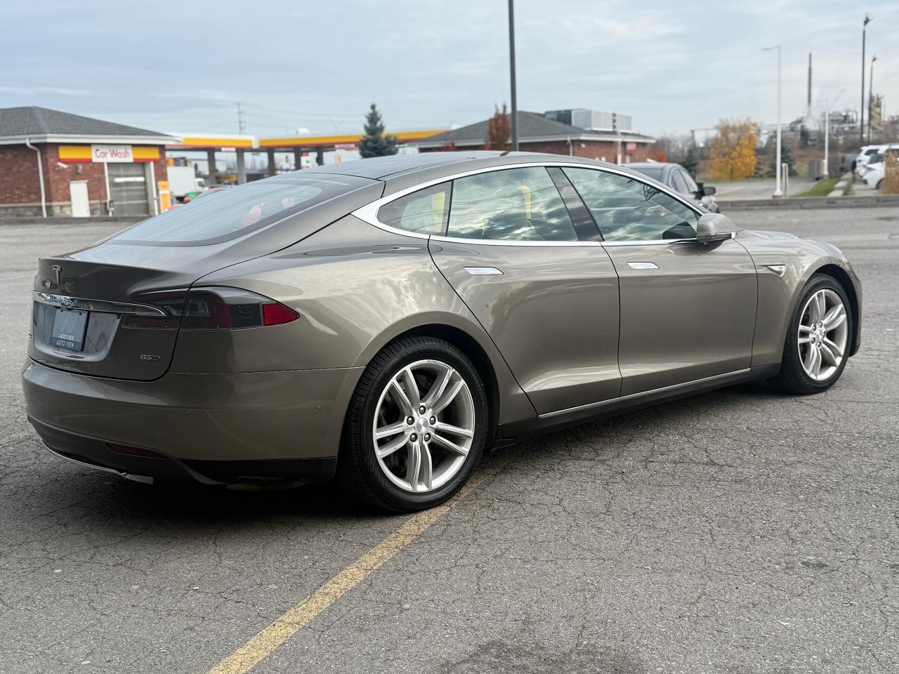 2015 Tesla Model S 85D **FREE SUPERCHARGING** - Photo #5