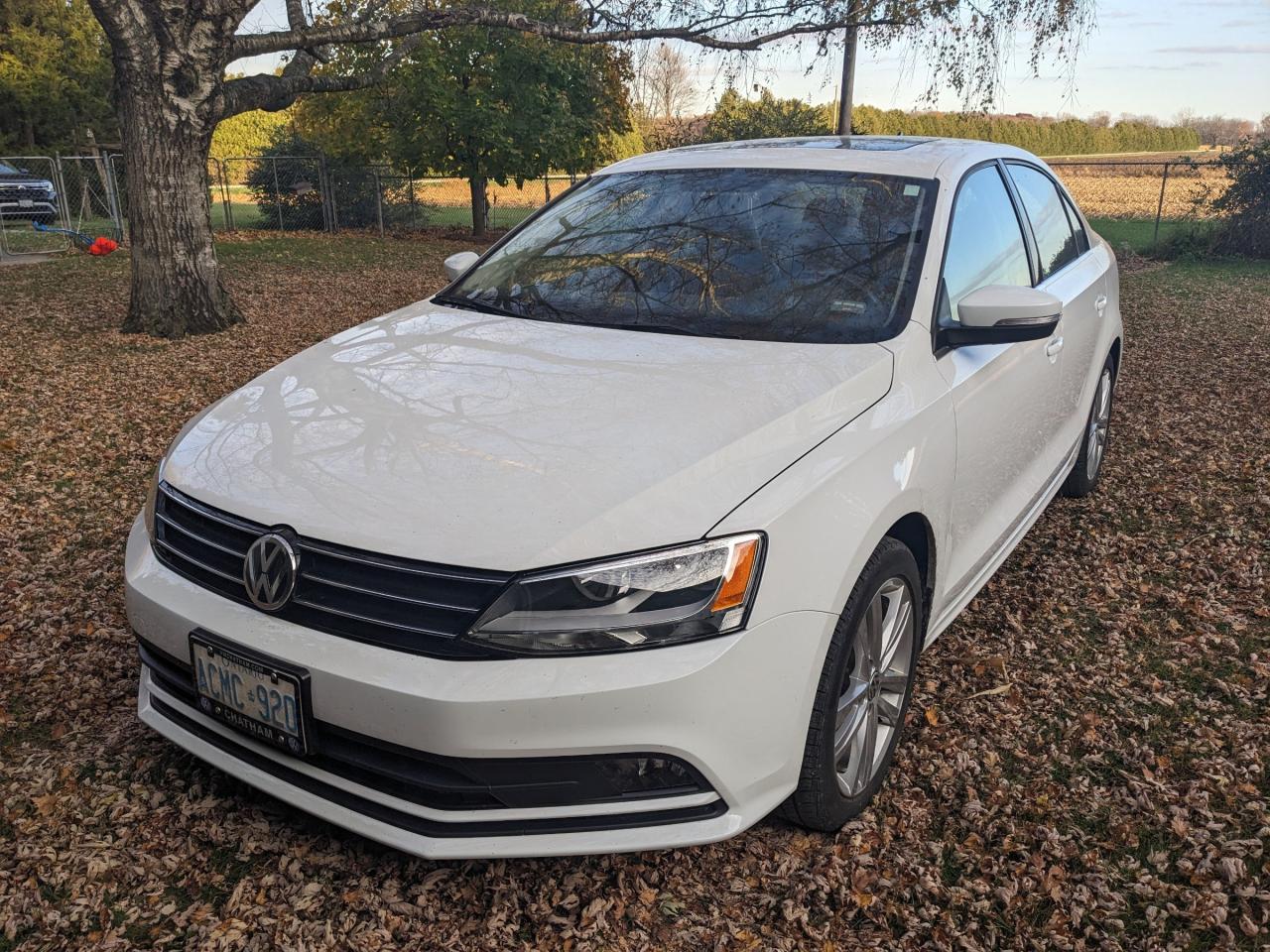 Used 2015 Volkswagen Jetta 1.8 TSI Highline LOW KMS | Leather | Sunroof | Backup Camera | for sale in Waterloo, ON