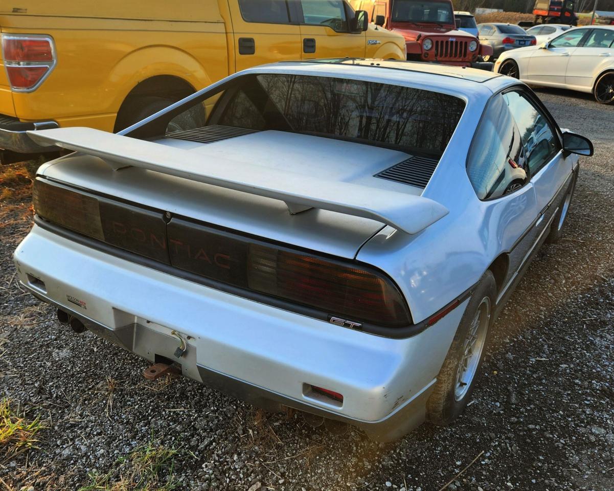 1987 Pontiac Fiero GT V6 5 Speed $5800 Photo4