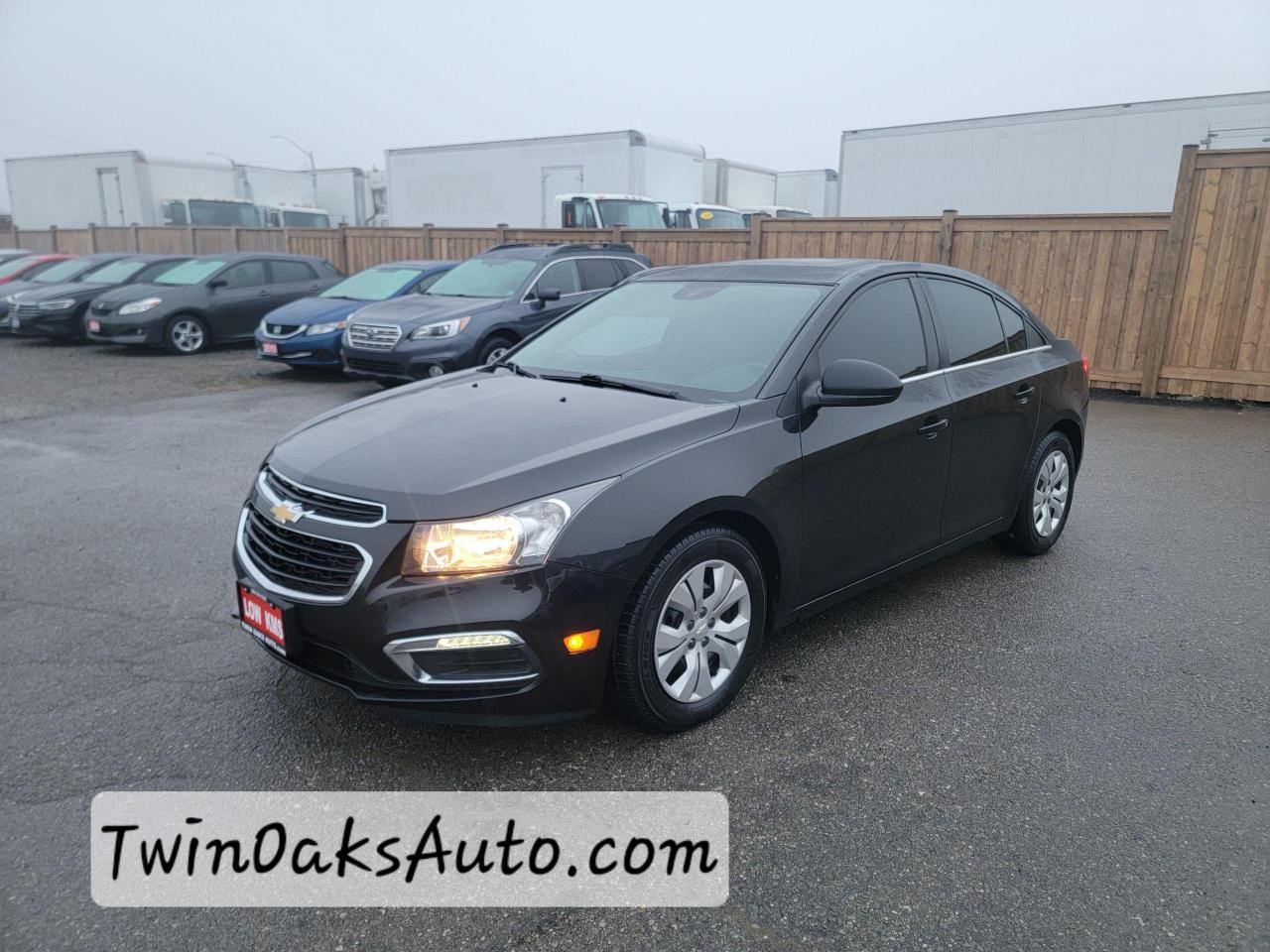 Used 2015 Chevrolet Cruze 2LT for sale in Oakville, ON