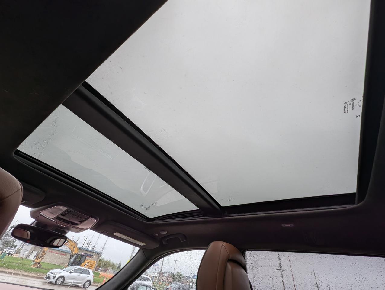 2019 Jeep Grand Cherokee Summit | Manitoba Owned | Heated Cooled Seats - Photo #9