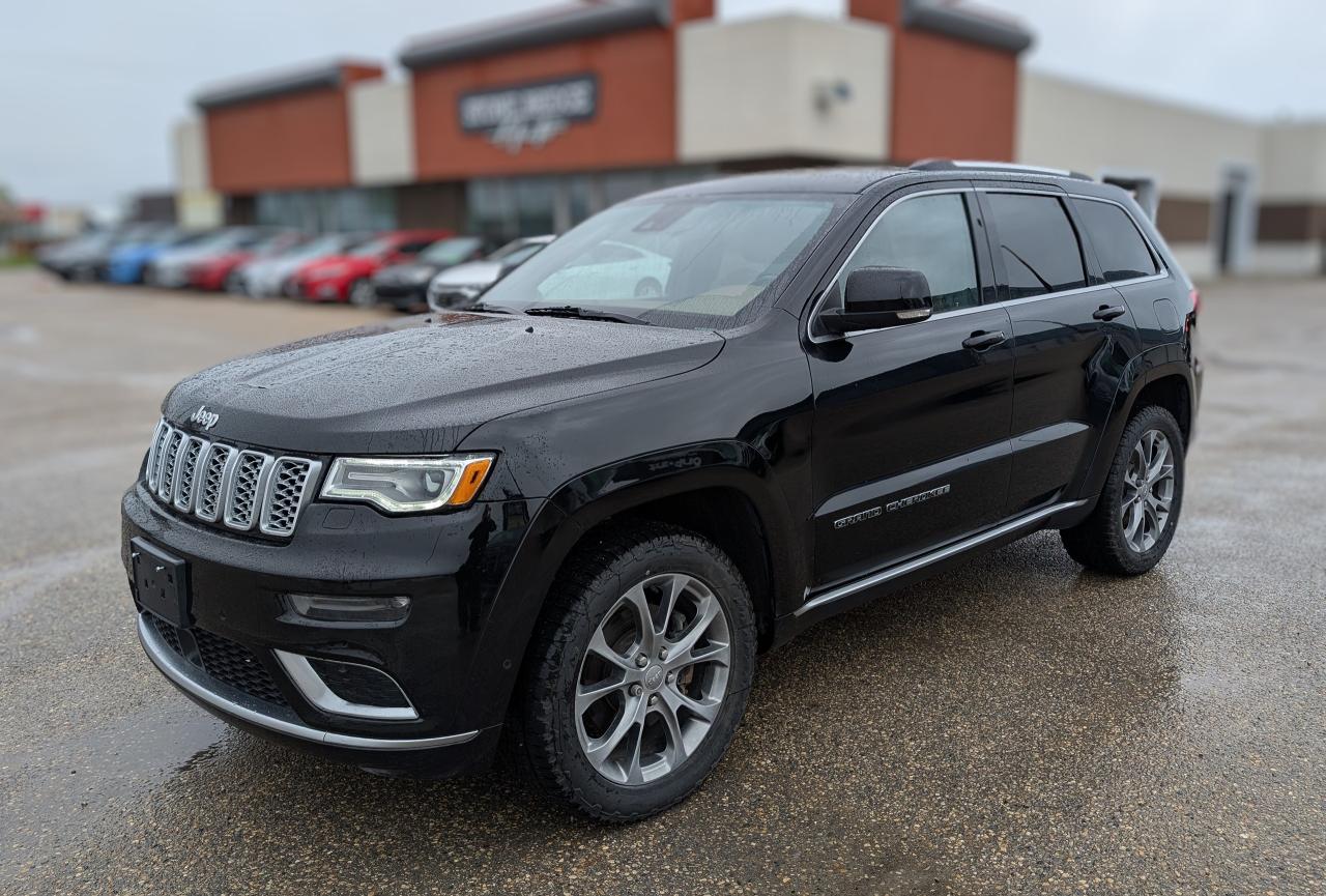2019 Jeep Grand Cherokee Summit | Manitoba Owned | Heated Cooled Seats