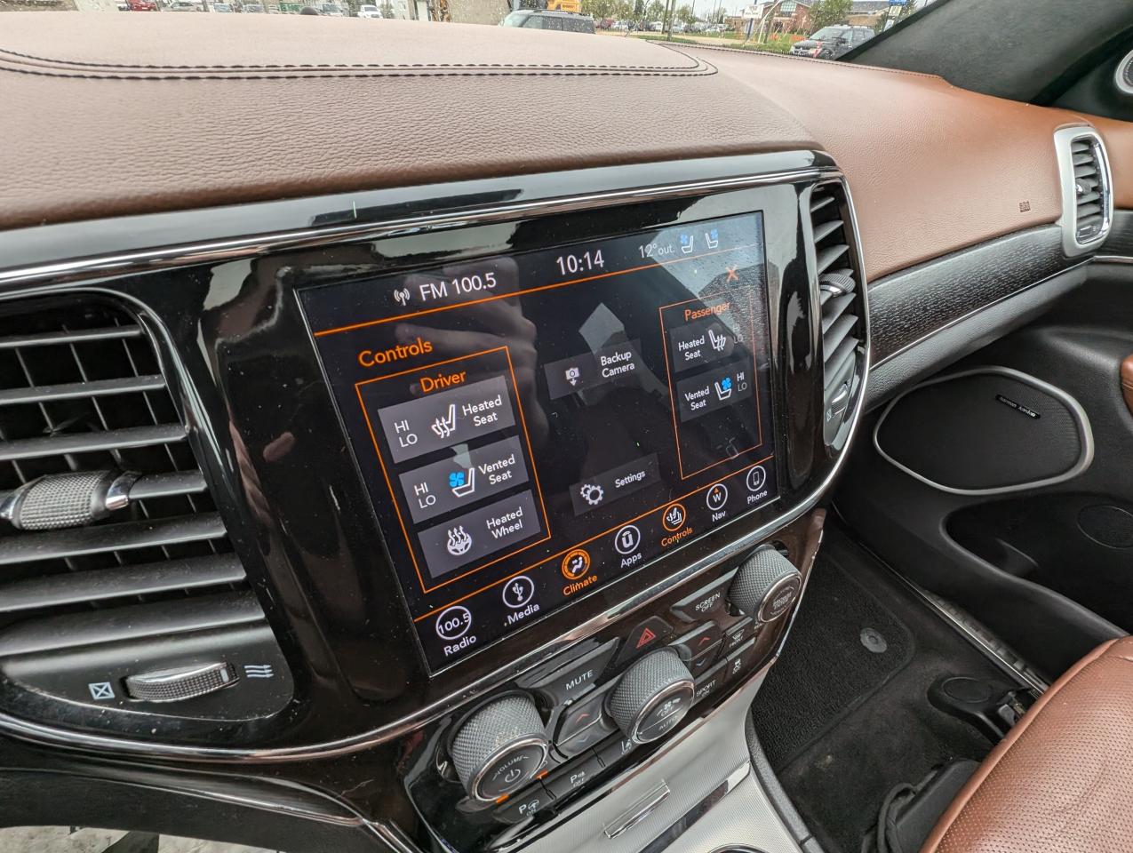 2019 Jeep Grand Cherokee Summit | Manitoba Owned | Heated Cooled Seats - Photo #13
