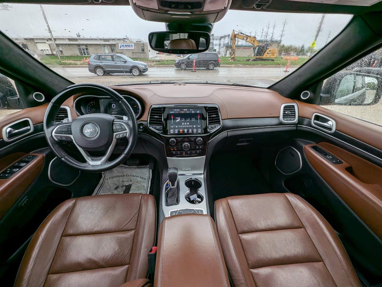 2019 Jeep Grand Cherokee Summit | Manitoba Owned | Heated Cooled Seats - Photo #10