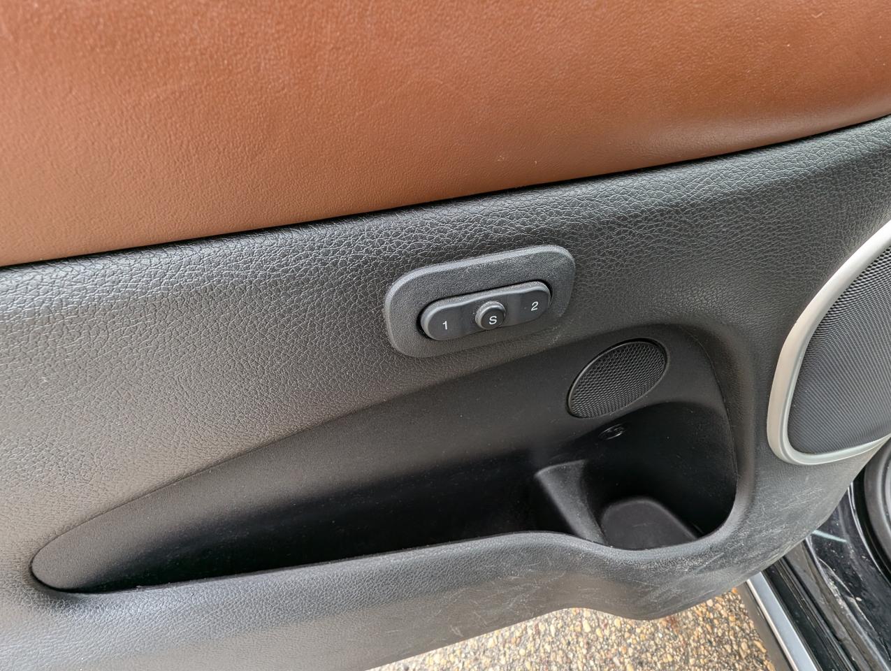 2019 Jeep Grand Cherokee Summit | Manitoba Owned | Heated Cooled Seats - Photo #15