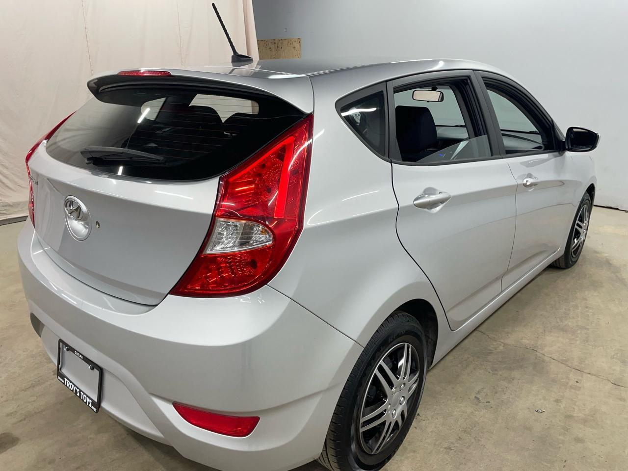 2016 Hyundai Accent LE