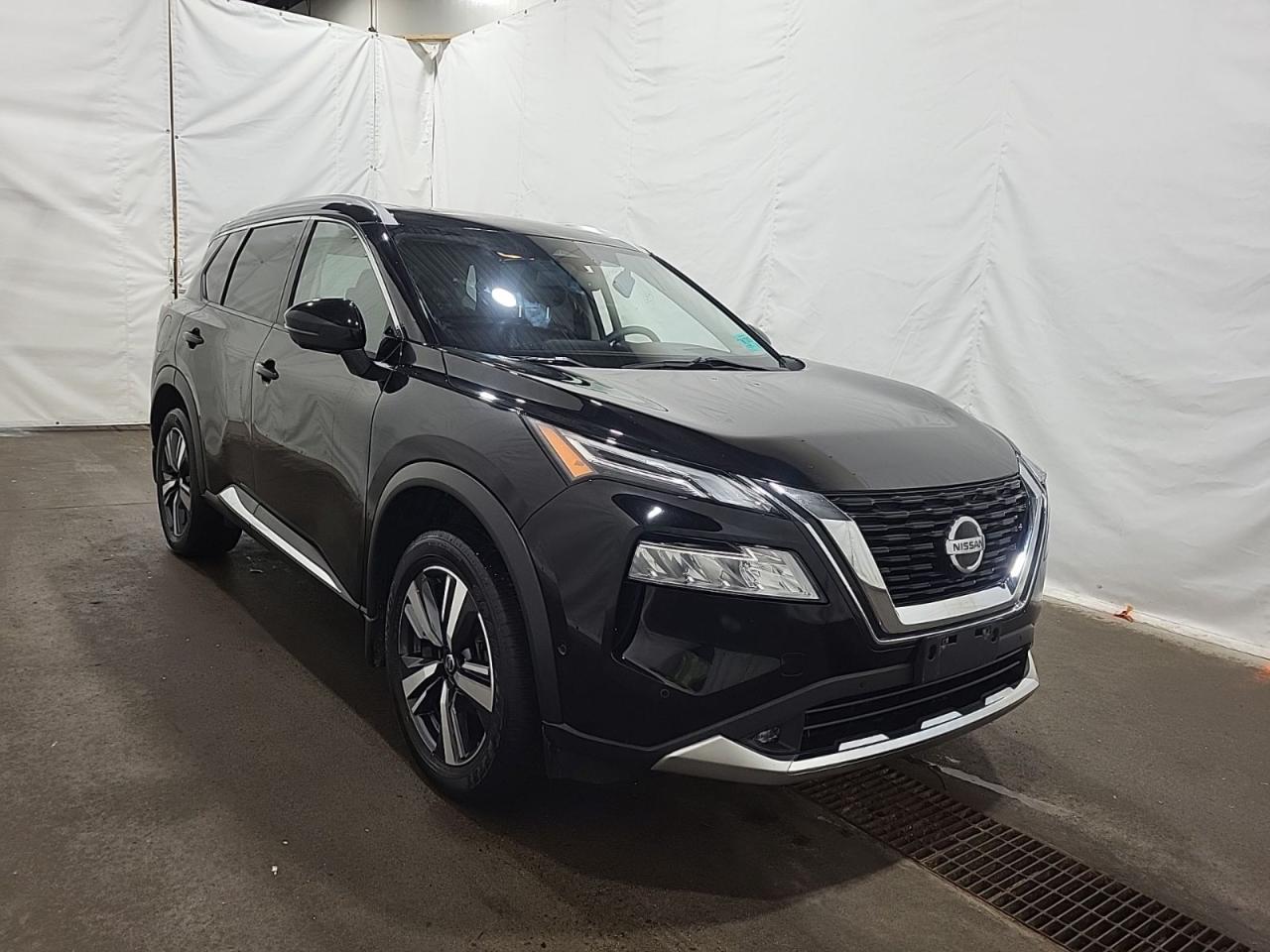 Used 2021 Nissan Rogue Platinum AWD / FULLY LOADED / Leather / Pano Roof for sale in Mississauga, ON