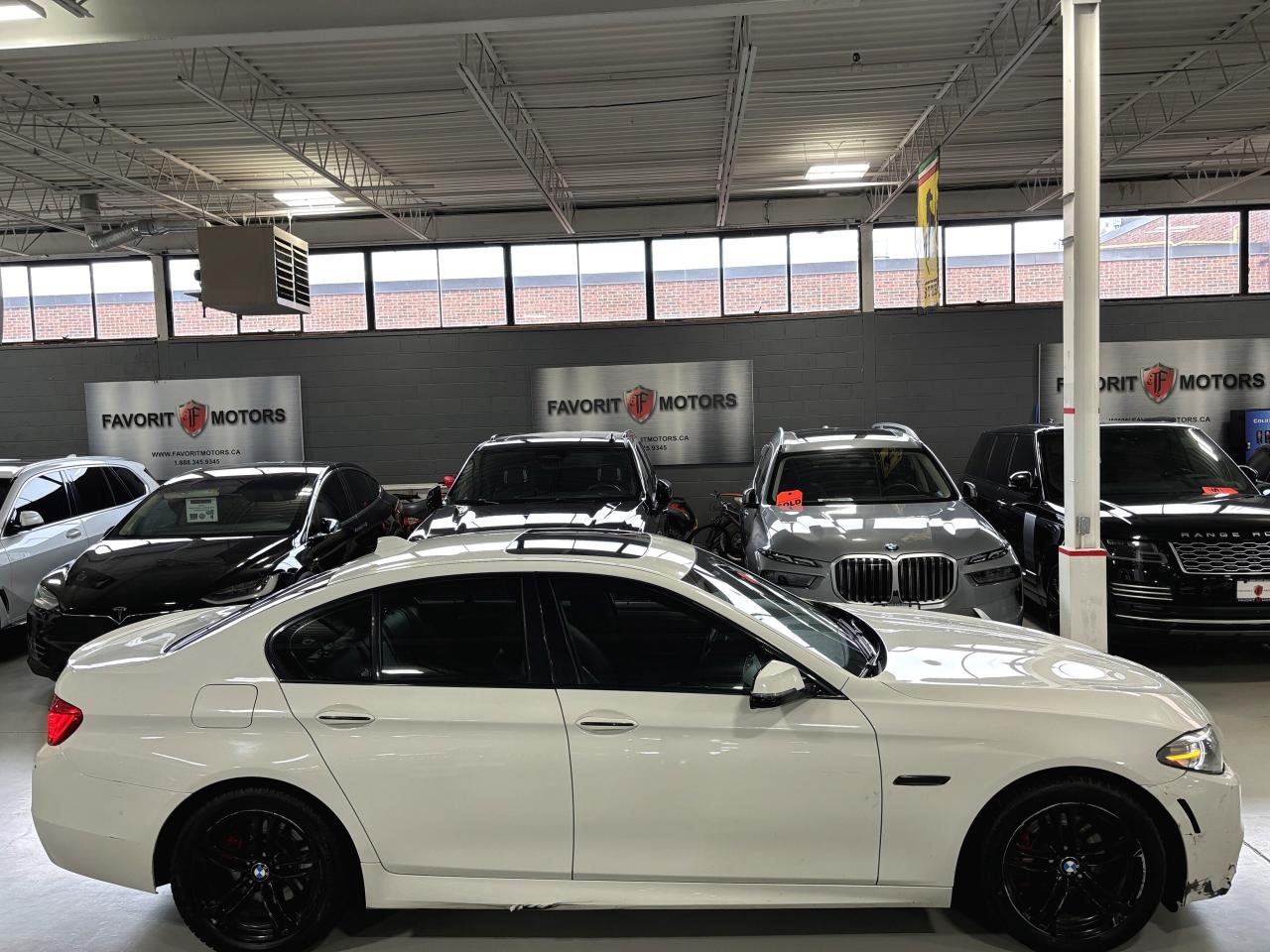 2016 BMW 5 Series 528i xDrive|AWD|MPACKAGE|NAV|SUNROOF|LEATHER|CAM|+ - Photo #3