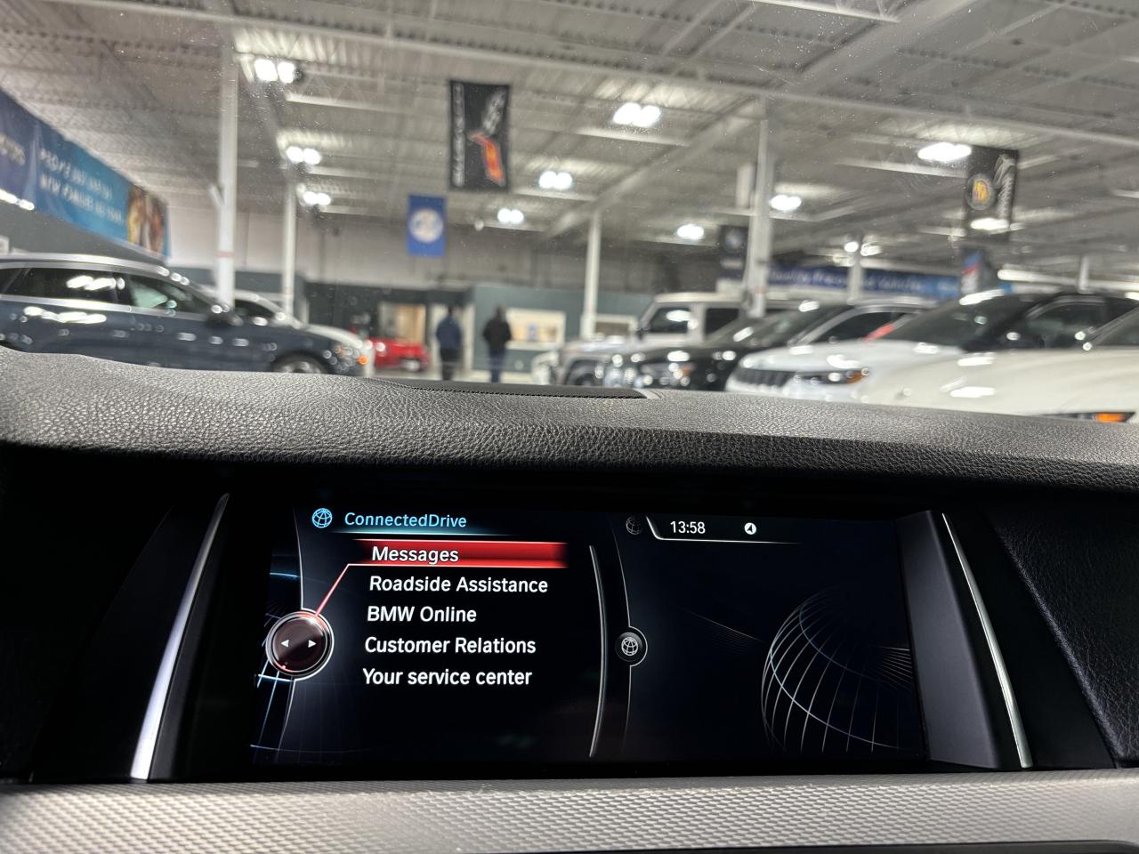 2016 BMW 5 Series 528i xDrive|AWD|MPACKAGE|NAV|SUNROOF|LEATHER|CAM|+ - Photo #19