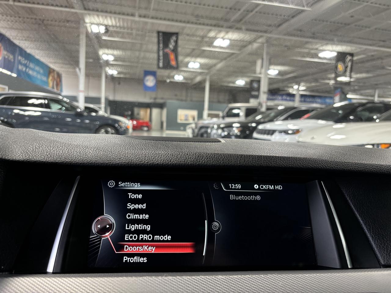 2016 BMW 5 Series 528i xDrive|AWD|MPACKAGE|NAV|SUNROOF|LEATHER|CAM|+ - Photo #21