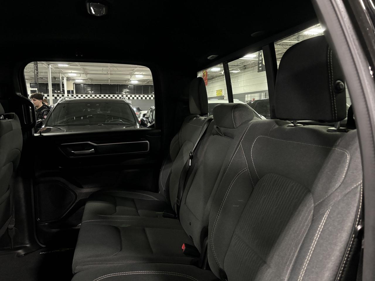 2022 RAM 1500 Big Horn|4X4|V8HEMI|CREW|NAV|BACKUPCAM|RAMBINS|+++ - Photo #9