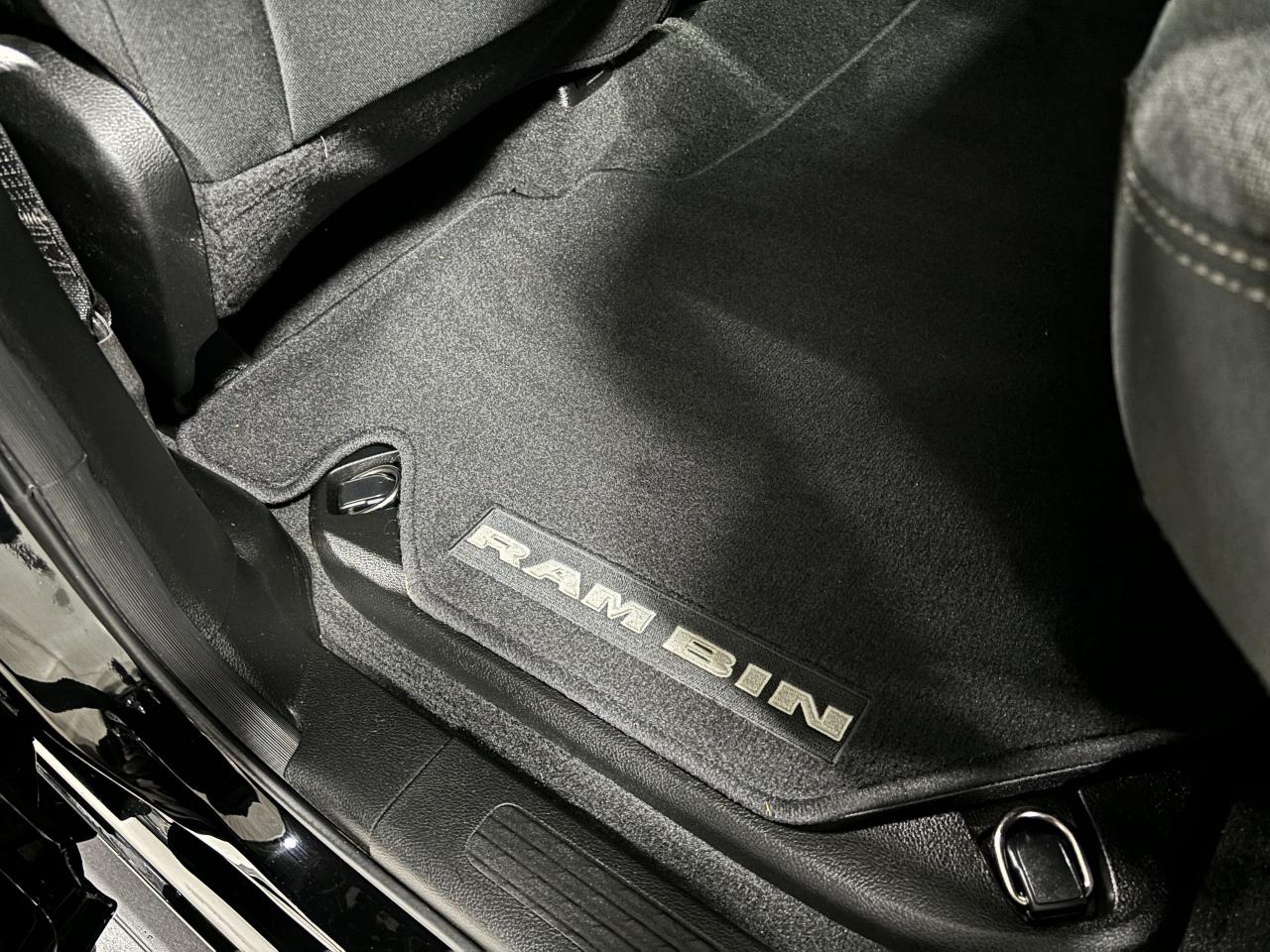 2022 RAM 1500 Big Horn|4X4|V8HEMI|CREW|NAV|BACKUPCAM|RAMBINS|+++ - Photo #10