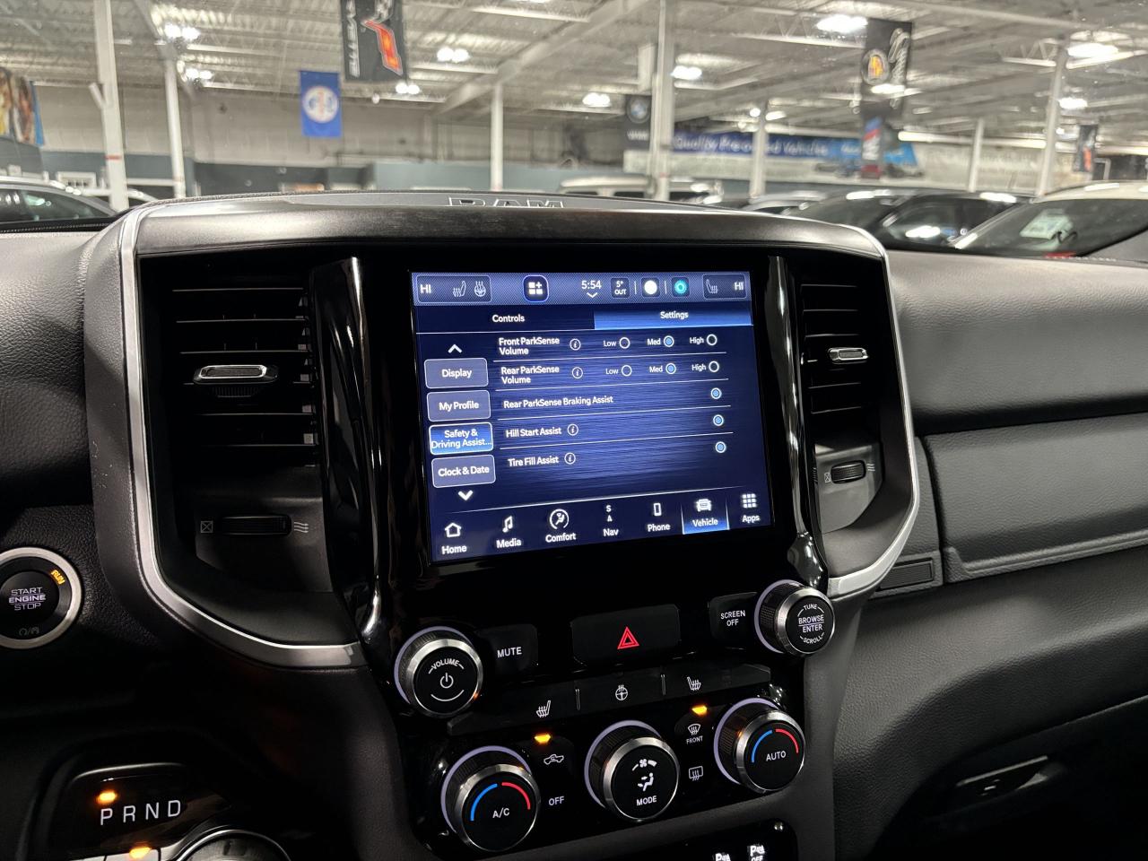 2022 RAM 1500 Big Horn|4X4|V8HEMI|CREW|NAV|BACKUPCAM|RAMBINS|+++ - Photo #30
