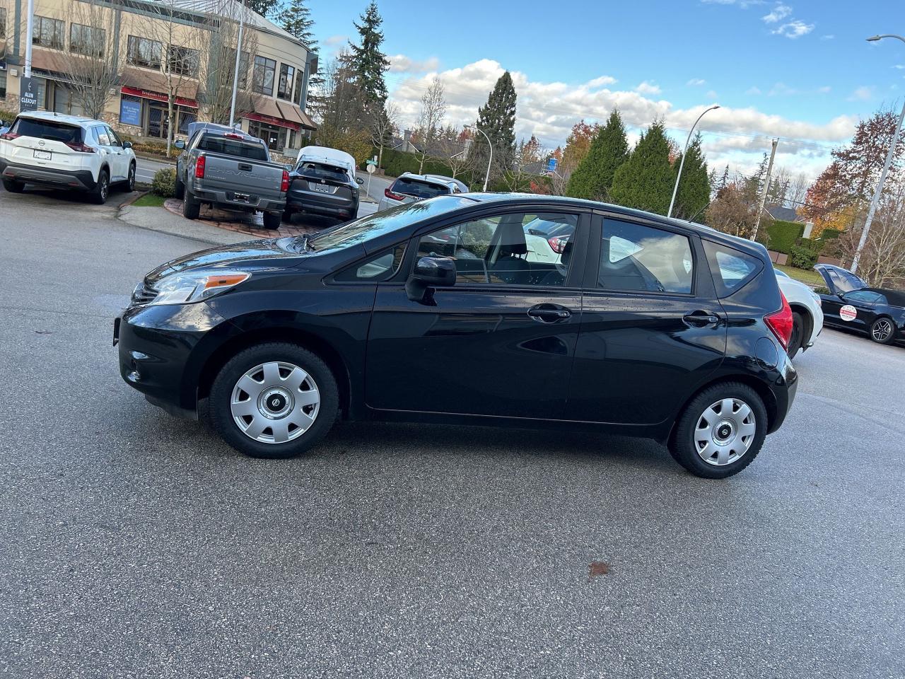 Used 2014 Nissan Versa Note 5DR HB AUTO 1.6 SV for sale in Surrey, BC