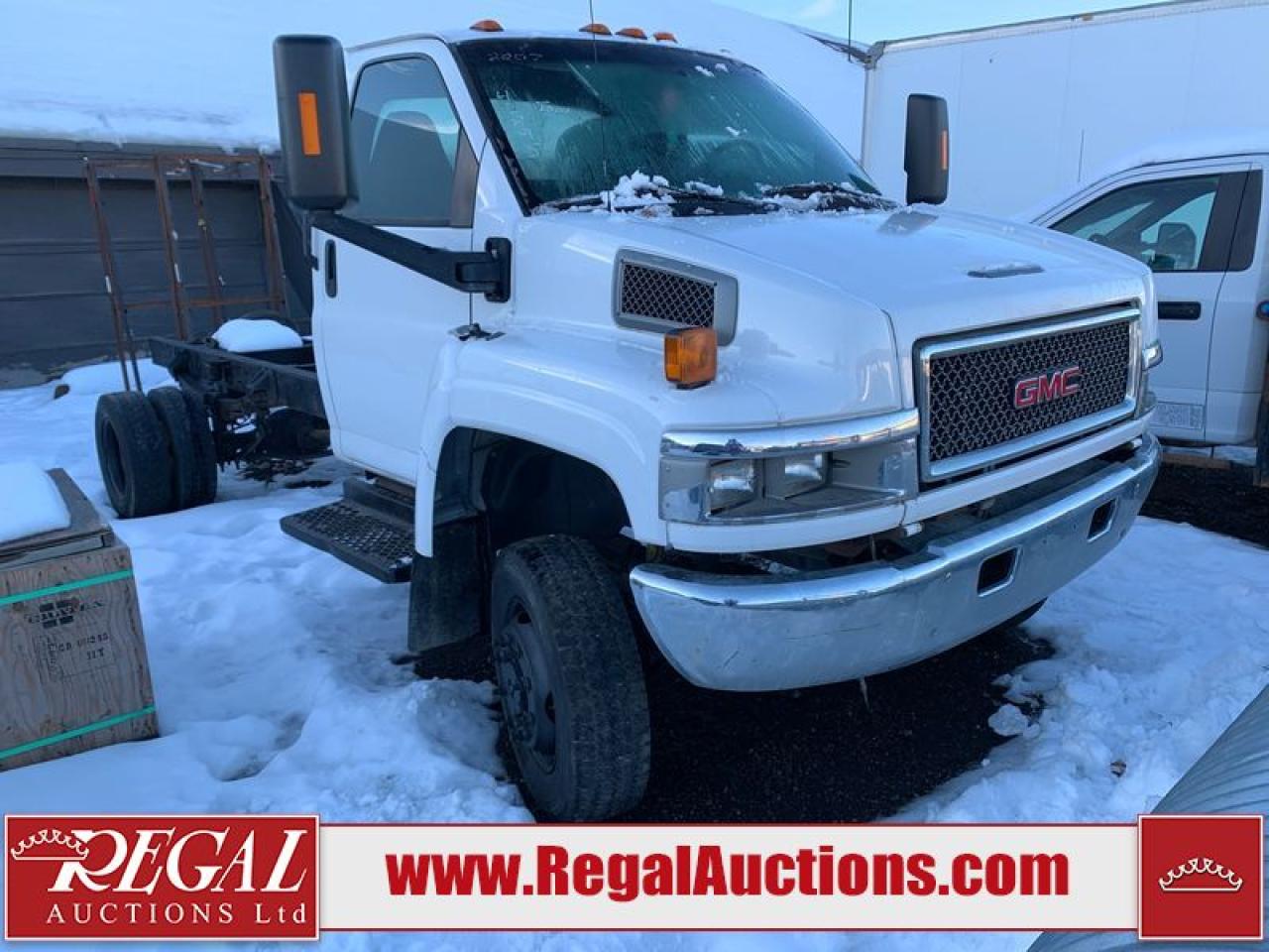 Used 2007 GMC 5500 C for sale in Calgary, AB