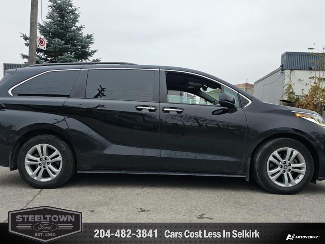 Used 2023 Toyota Sienna LE for sale in Selkirk, MB