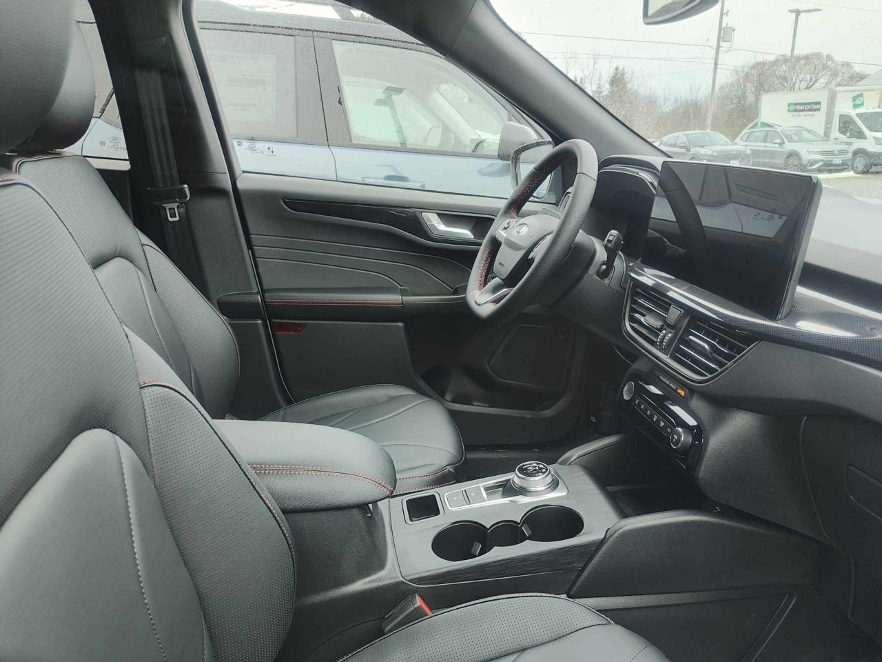 2025 Ford Escape ST-Line Elite