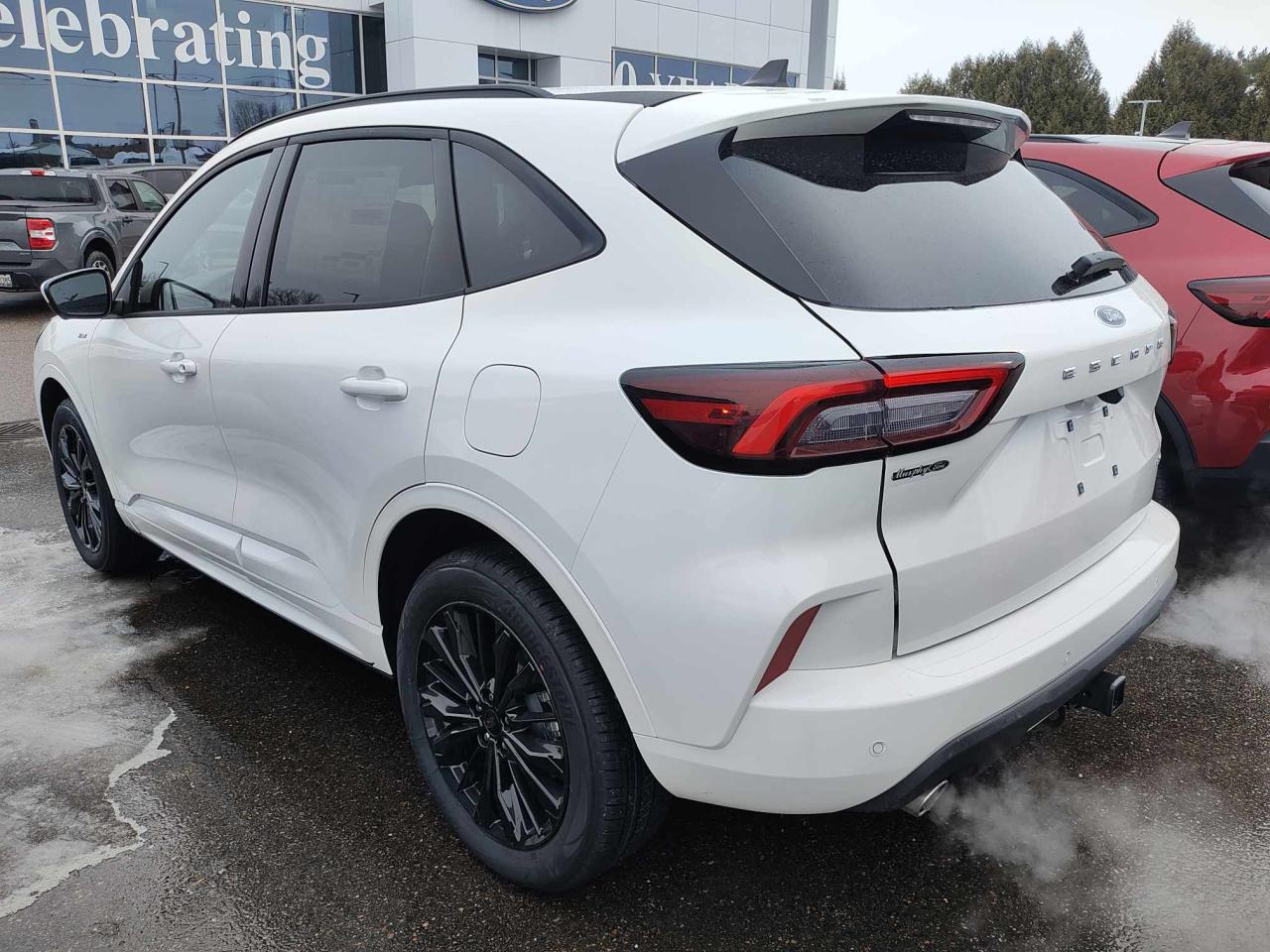 2025 Ford Escape ST-Line Elite